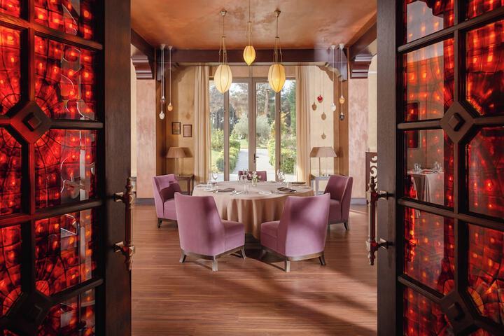 Dining 88 of 140