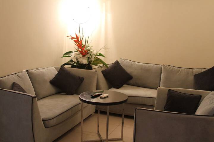 Room 17 of 34