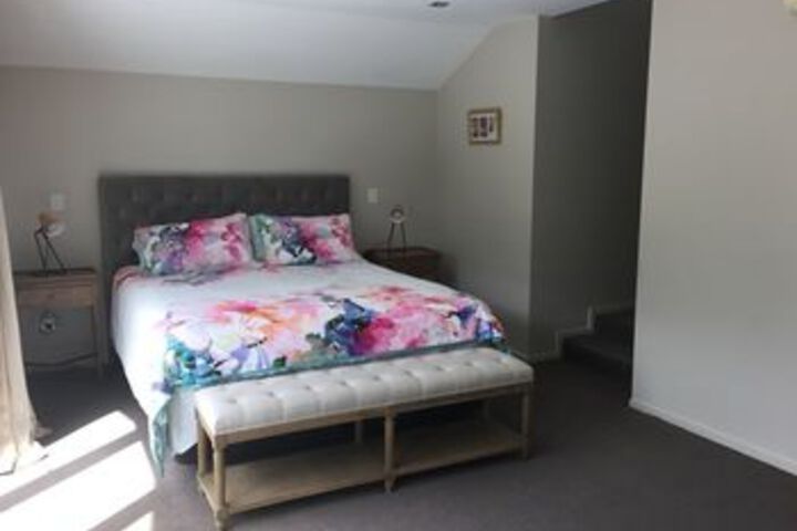 Room 7 of 17