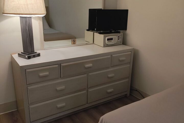 Room 15 of 58