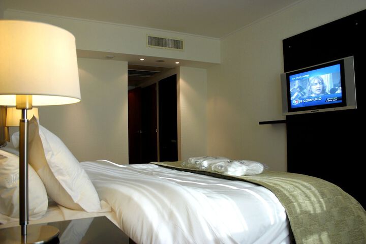 Room 15 of 81