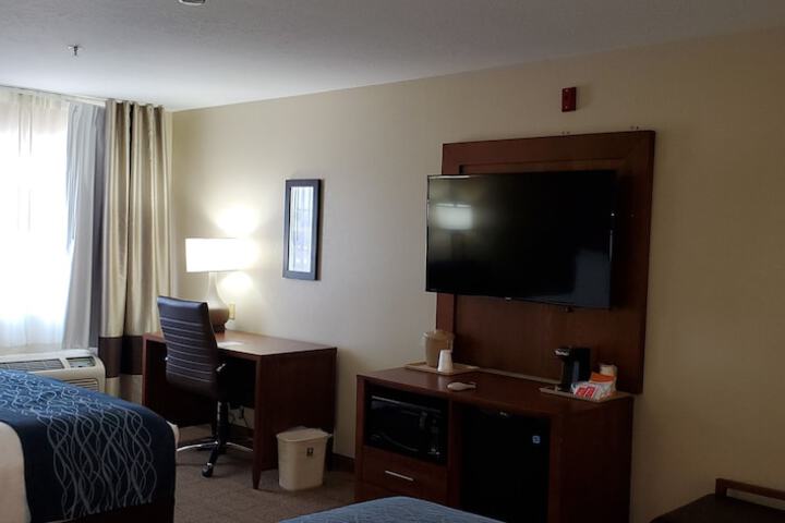 Room 5 of 44