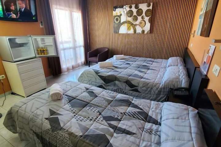 Room 14 of 34