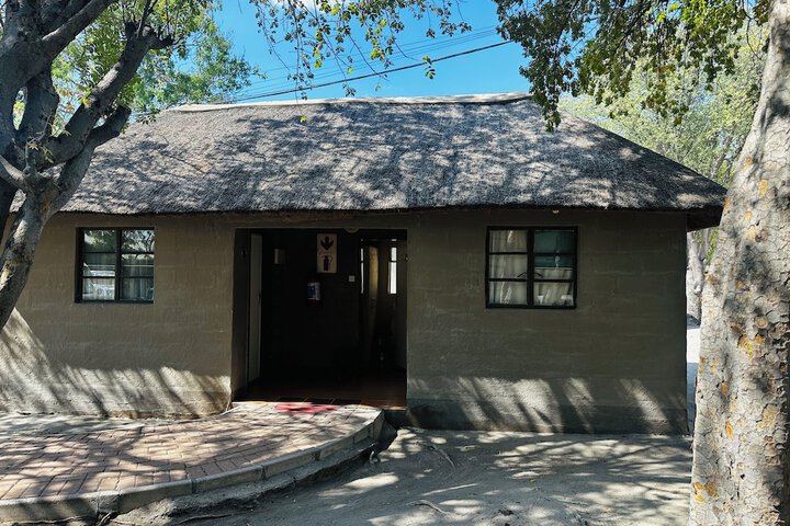 Room 5 of 15