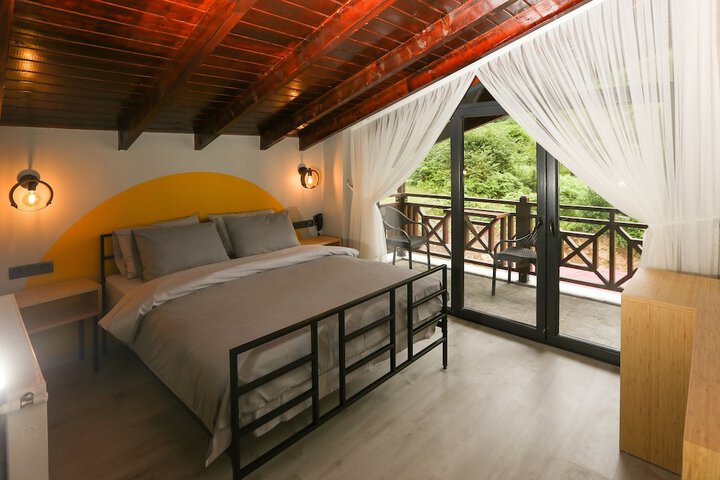 Room 7 of 23