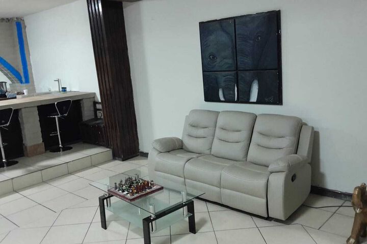 Room 14 of 26