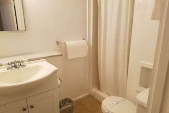 Room 265 of 345
