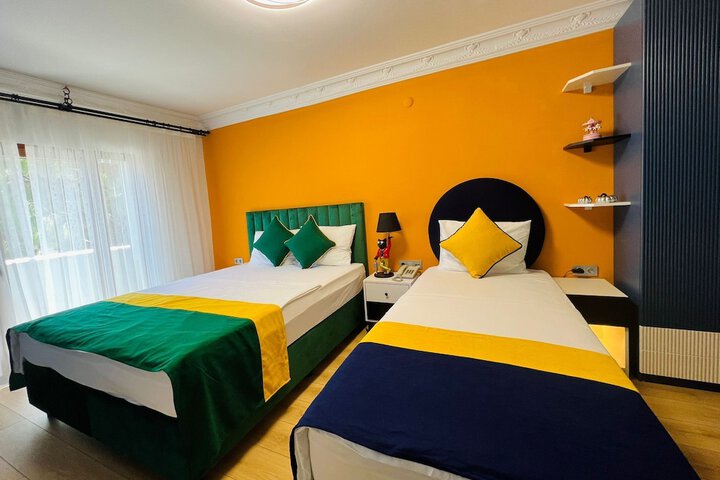 Room 44 of 65