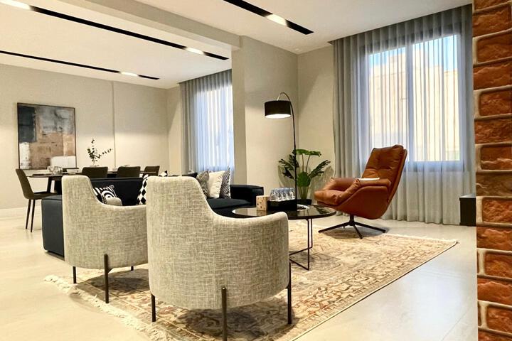 Room 45 of 83