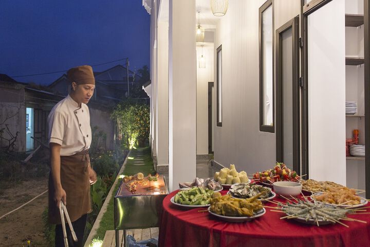 Dining 54 of 72