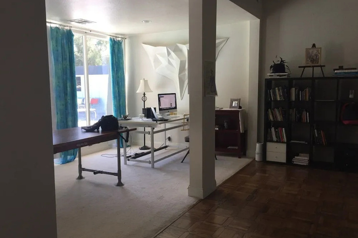 Room 2 of 20