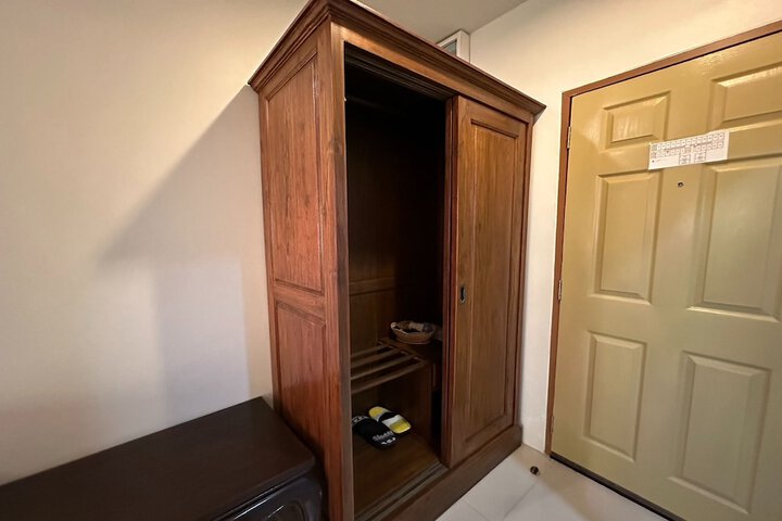 Room 22 of 60