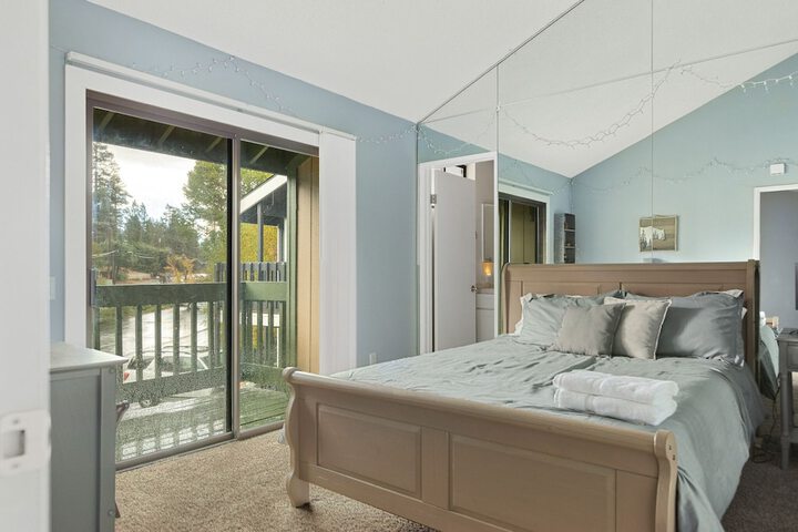 Room 4 of 19