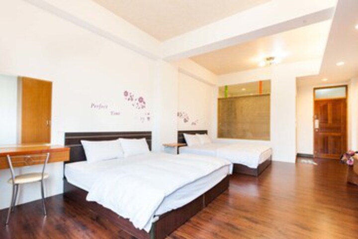 Room 11 of 31