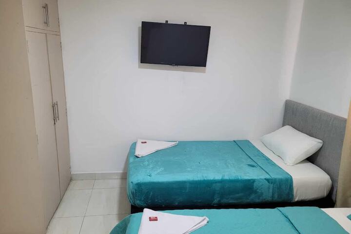 Room 11 of 33