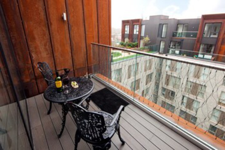 Terrace/Patio 2 of 29