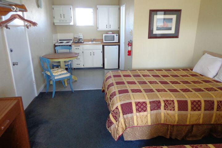 Room 8 of 39