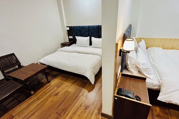 Room 22 of 33