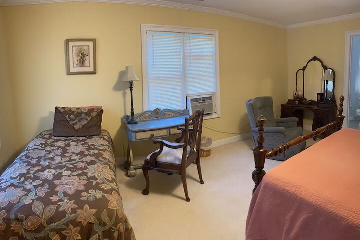 Room 7 of 37