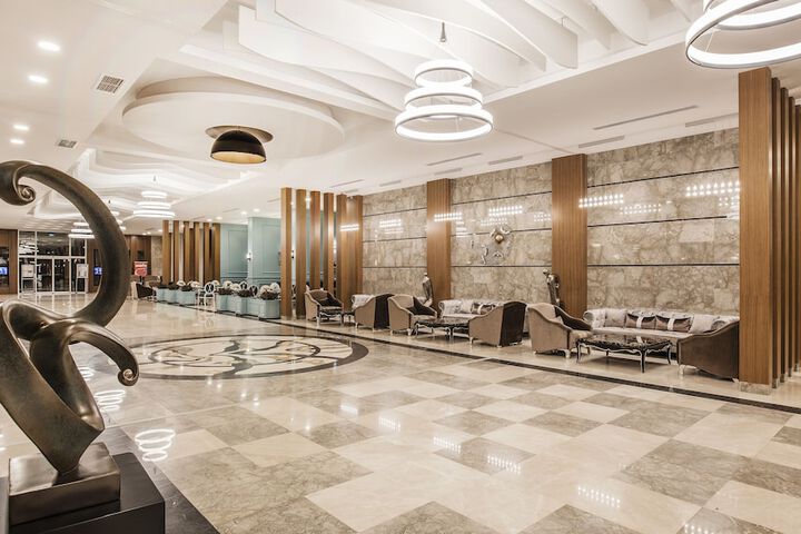 Hotel 3 of 76