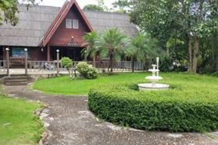 Property Grounds 18 of 21