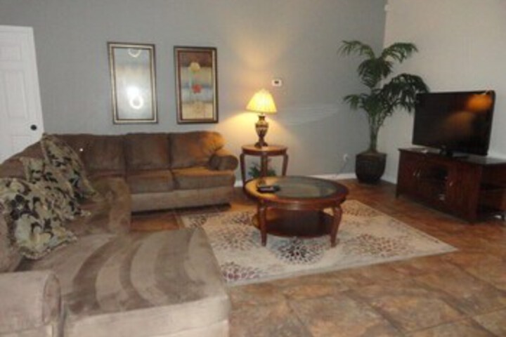 Room 45 of 142