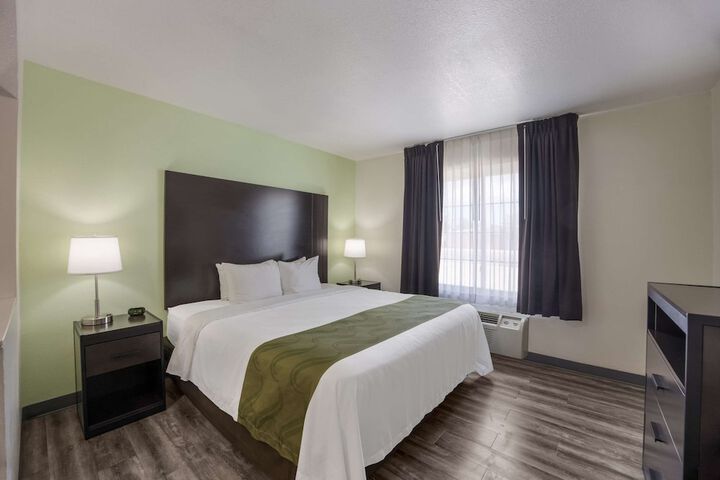 Room 20 of 38