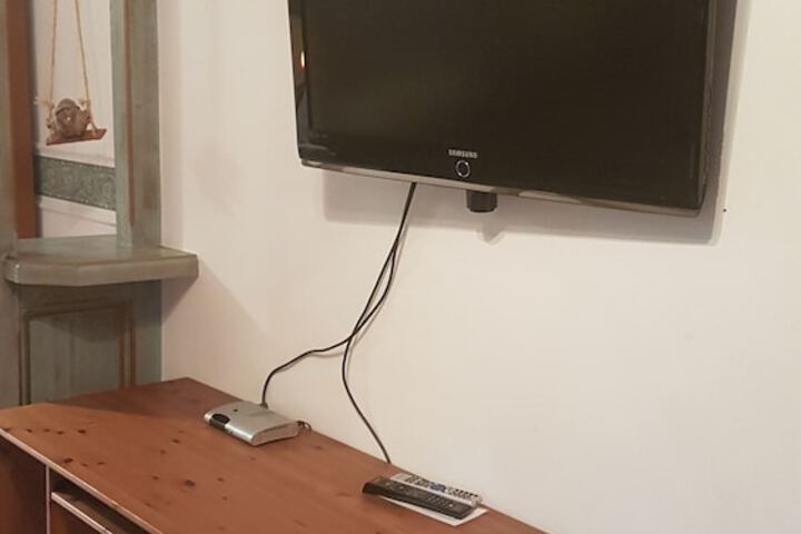 Room 16 of 40