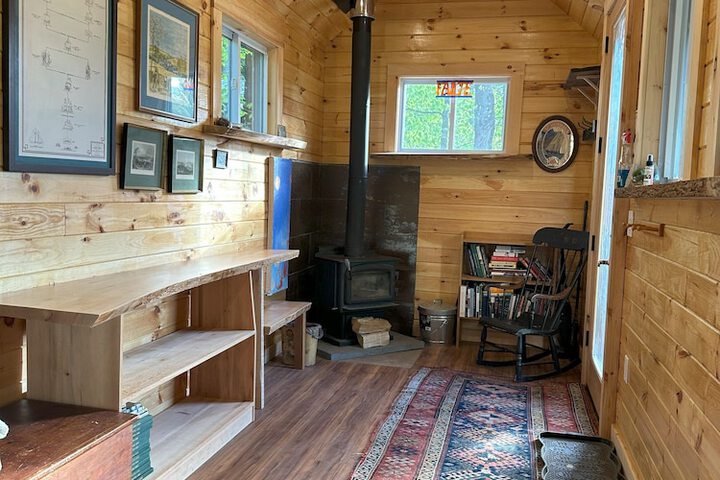 Room 4 of 11