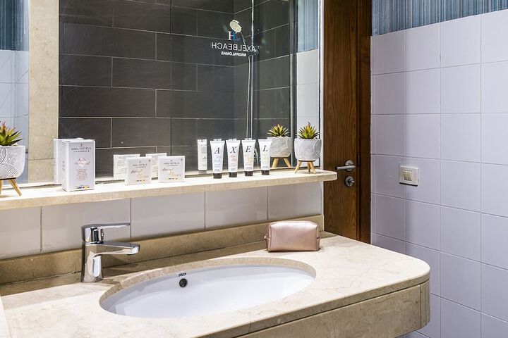 Bath Photo