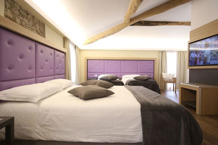 Room 7 of 39