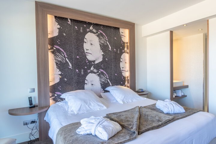 Room 31 of 74