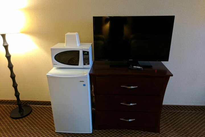 Room 72 of 108