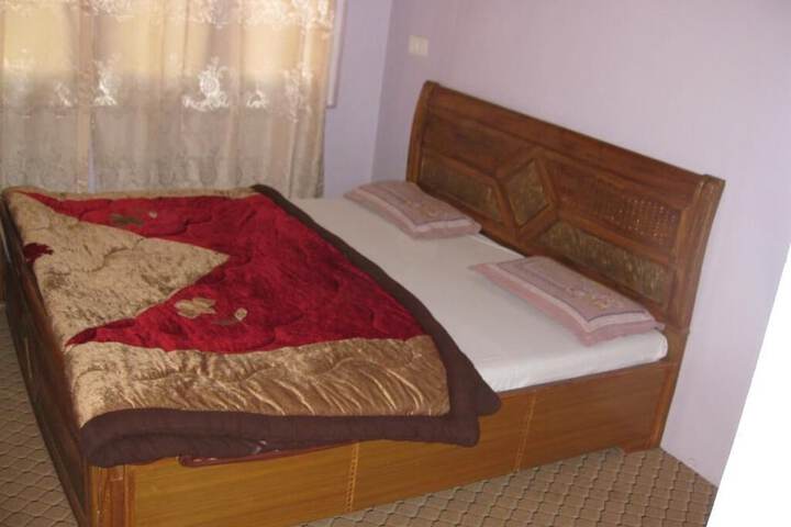 Room 5 of 61