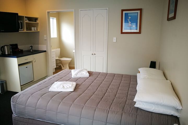 Room 10 of 63