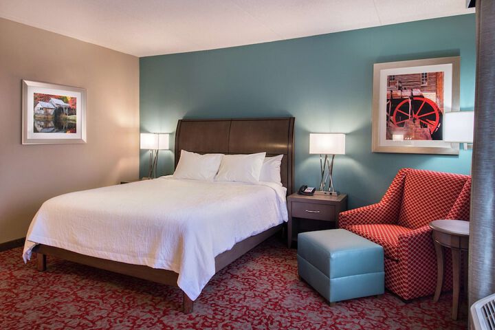 1 King Bed (18 of 23)