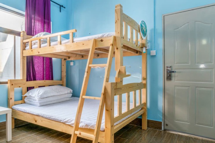 Room 4 of 19