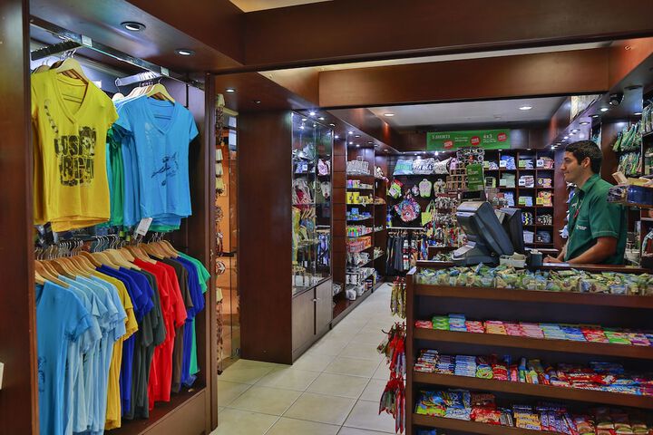Gift Shop 34 of 82