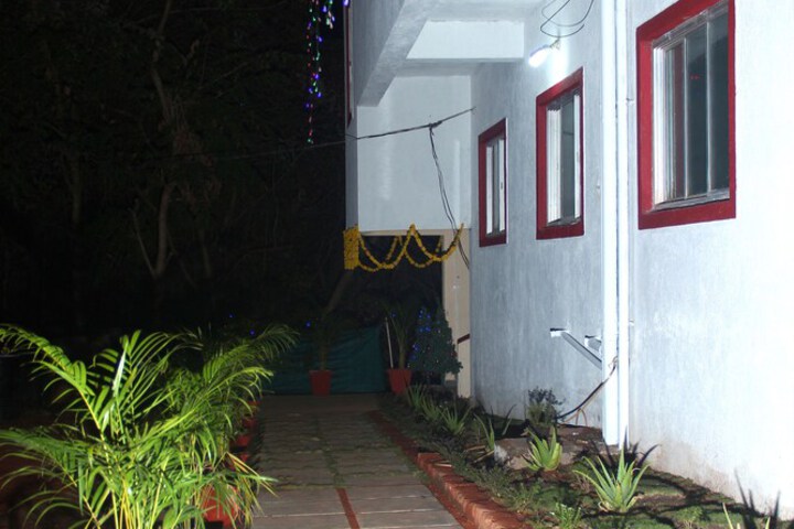 Property Grounds 7 of 26