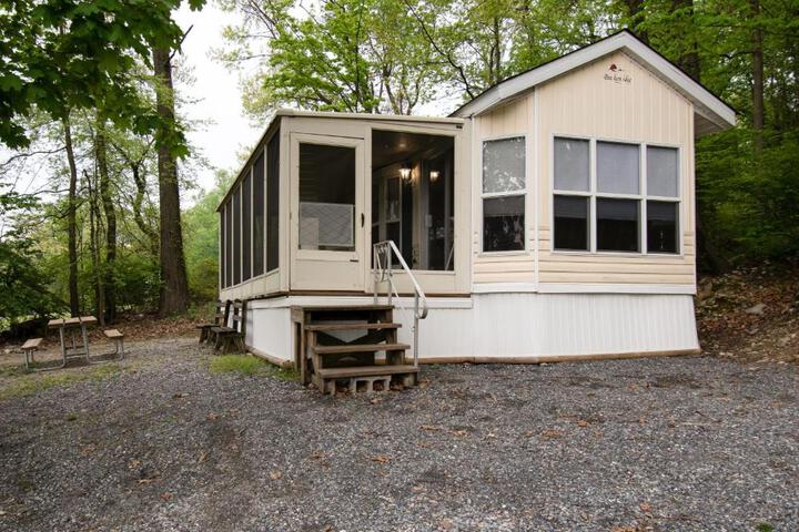 Photo of Spring Gulch Screened Park Model 6