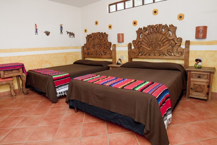 Room 2 of 8
