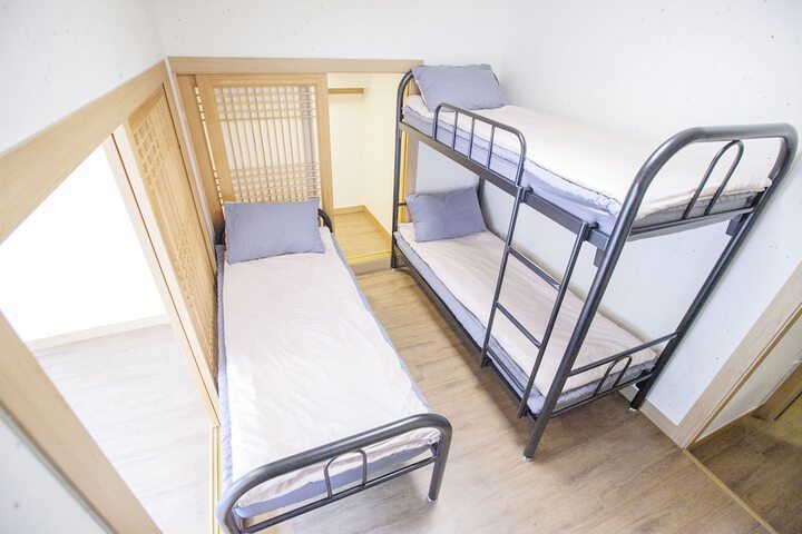 Room 20 of 90