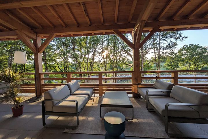Terrace/Patio 24 of 64
