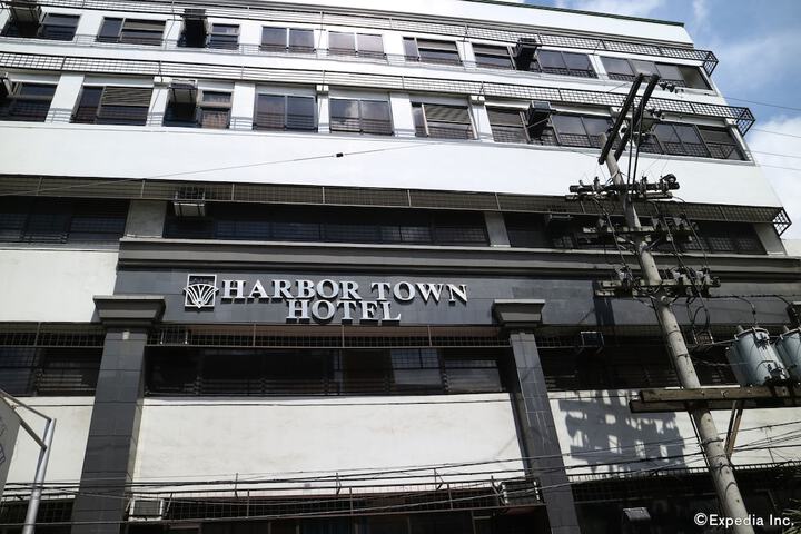 Hotel 77 of 77