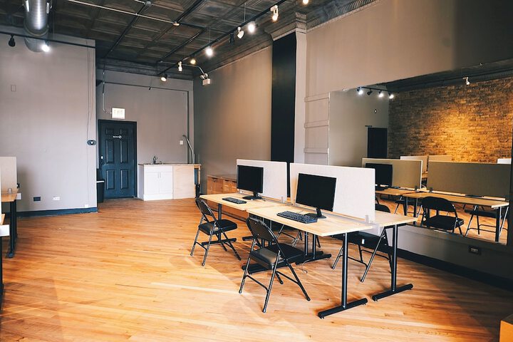 Business Center 103 of 111