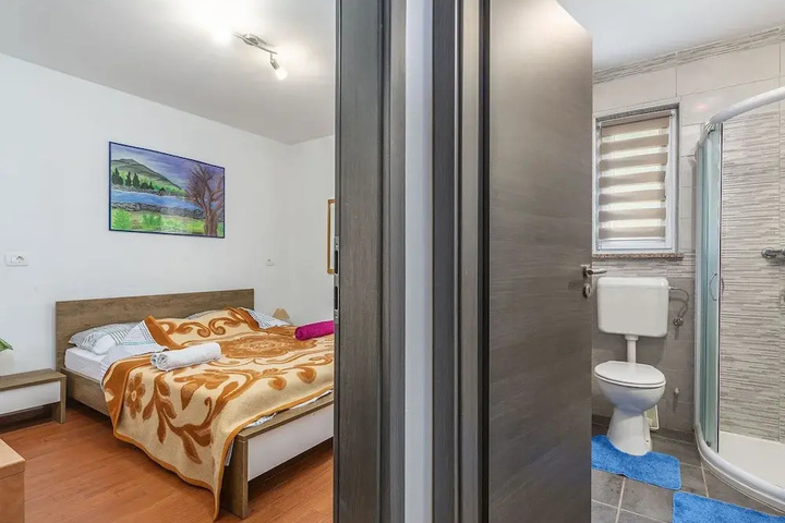 Holiday house for 4-5 persons with private pool near Rovinj