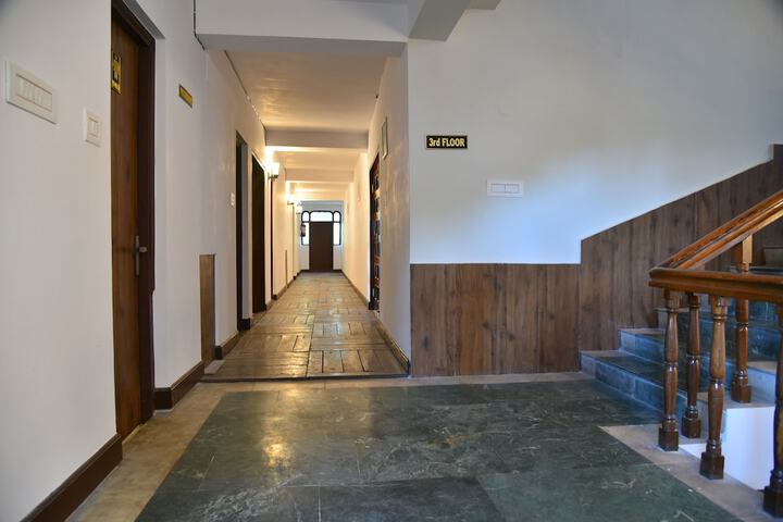 Hotel 2 of 48