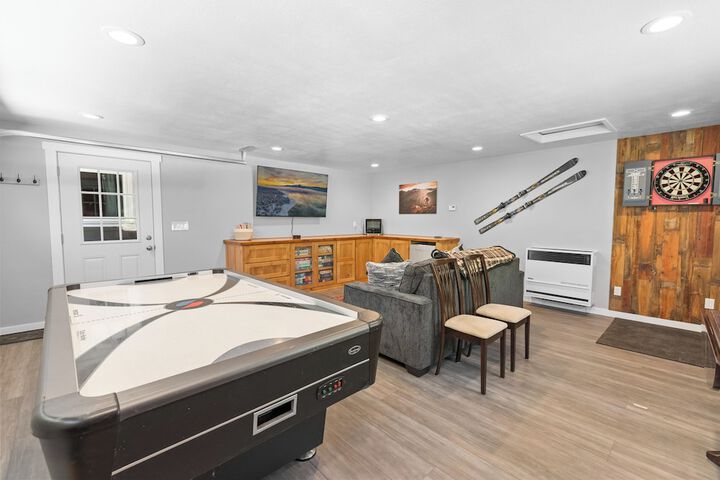 Room 21 of 36