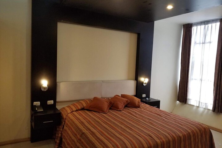 Room 18 of 43