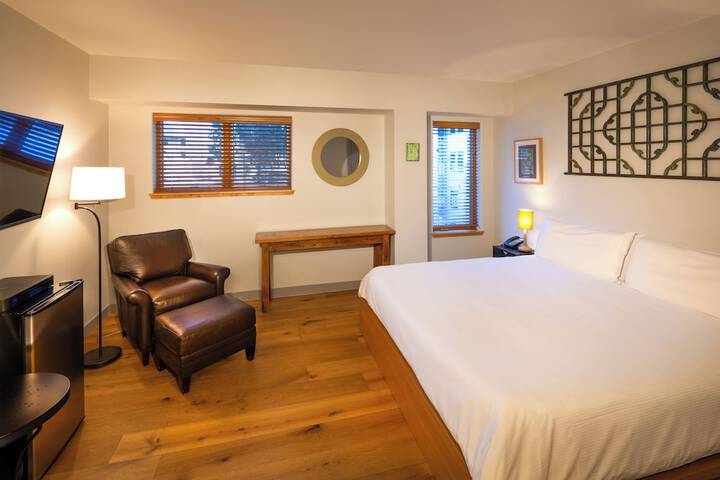 Room 15 of 65